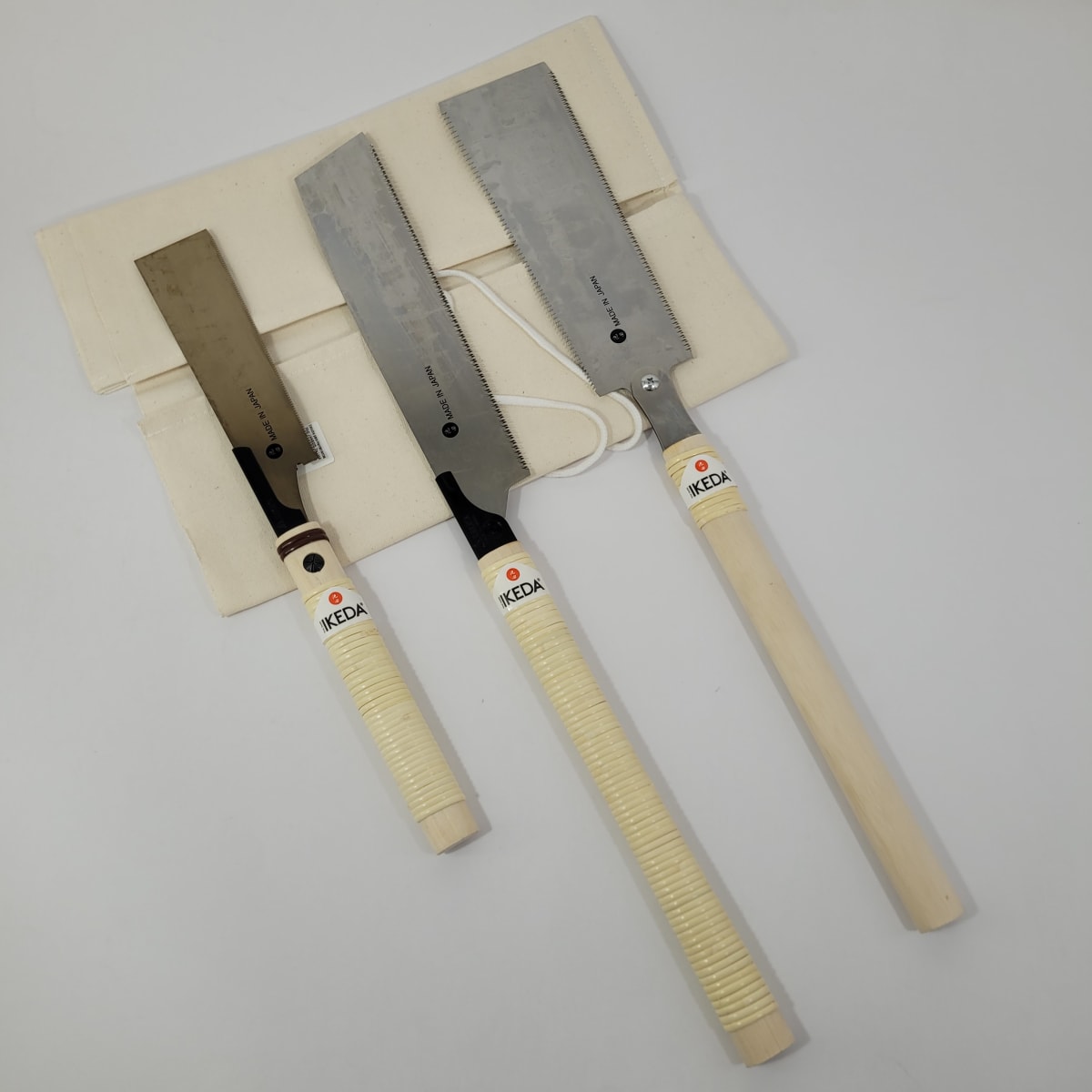 Pack 3 Sierras Ikeda mas Estuche4