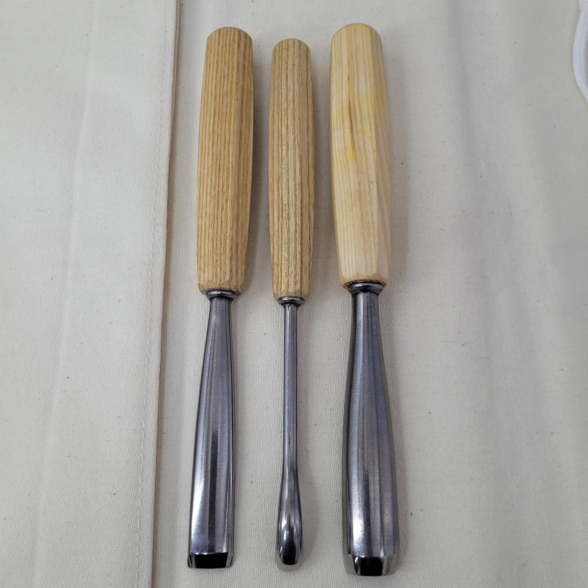 Pack de 2 Gubias Semicurvas y 1 Gubia Corta Tipo Cuchara Pfeil con Estuche de Lona4