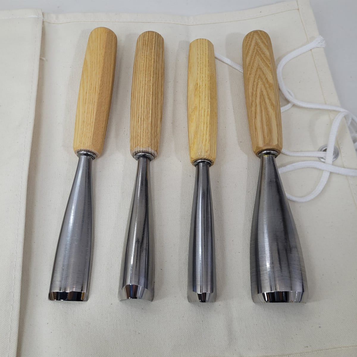Pack de 2 Gubias Semicurvas y 2 Gubia en U Pfeil con Estuche de Lona4