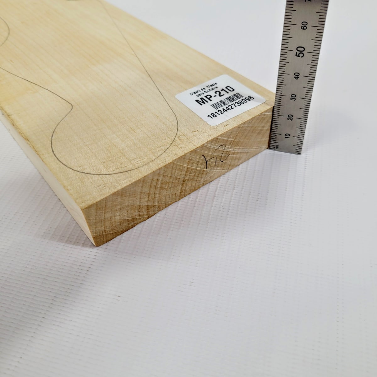 Pieza Unica MP-210 de Maple Canadiense Especial para Mastil de Guitarra4