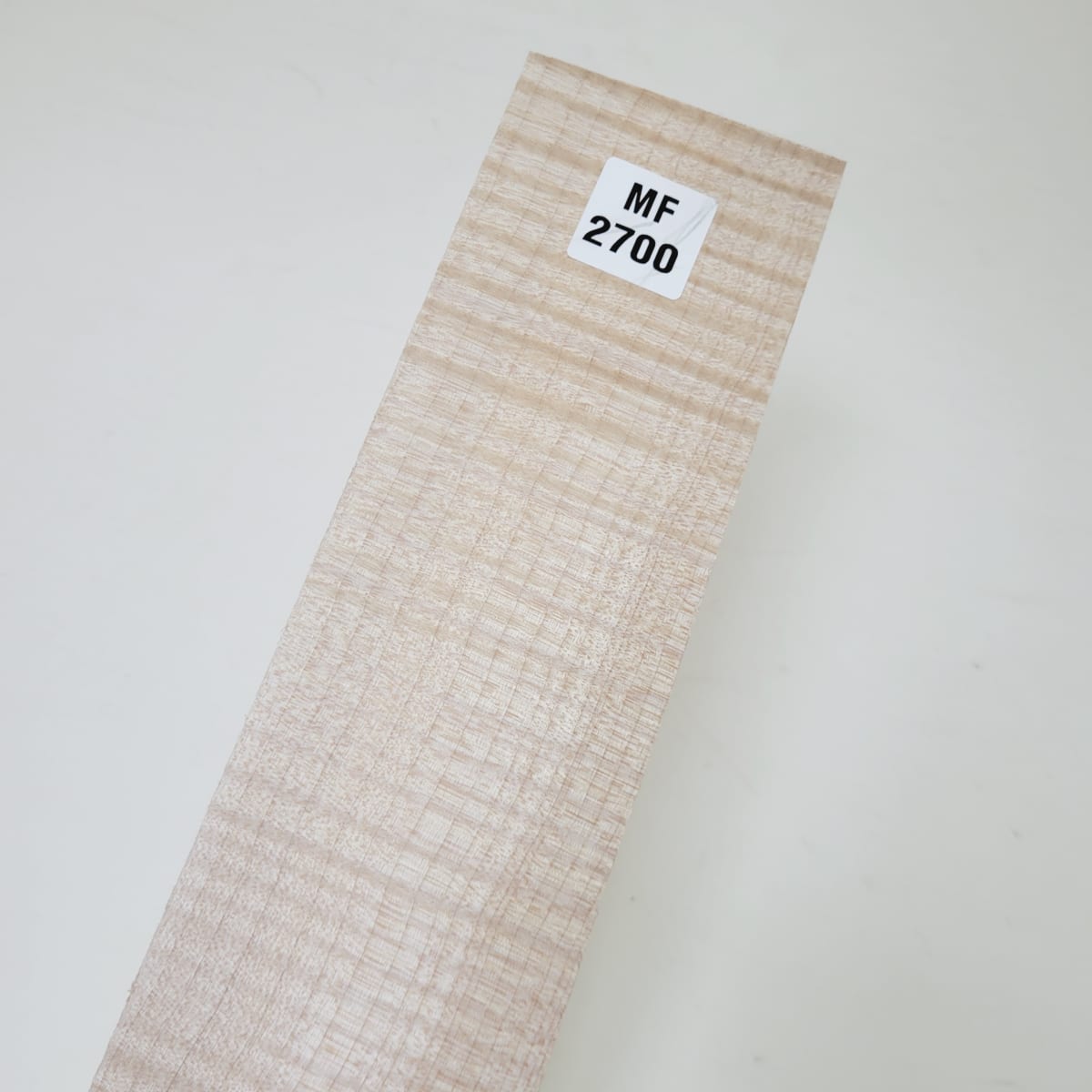 Lamina REF: 2700 de Maple Flameado6