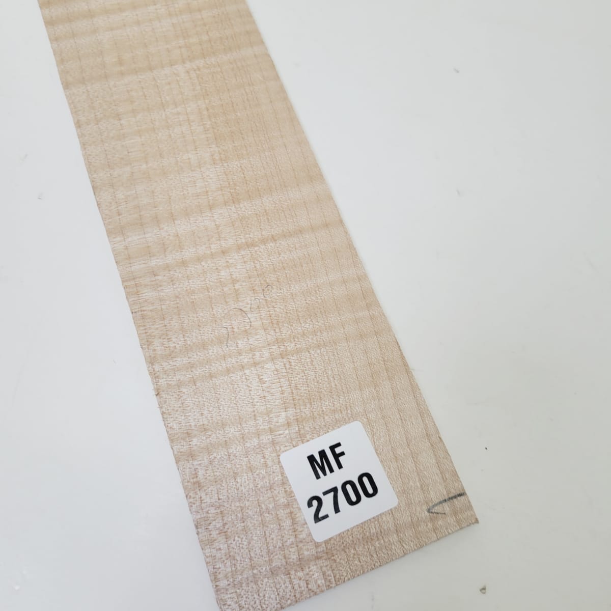 Lamina REF: 2700 de Maple Flameado7