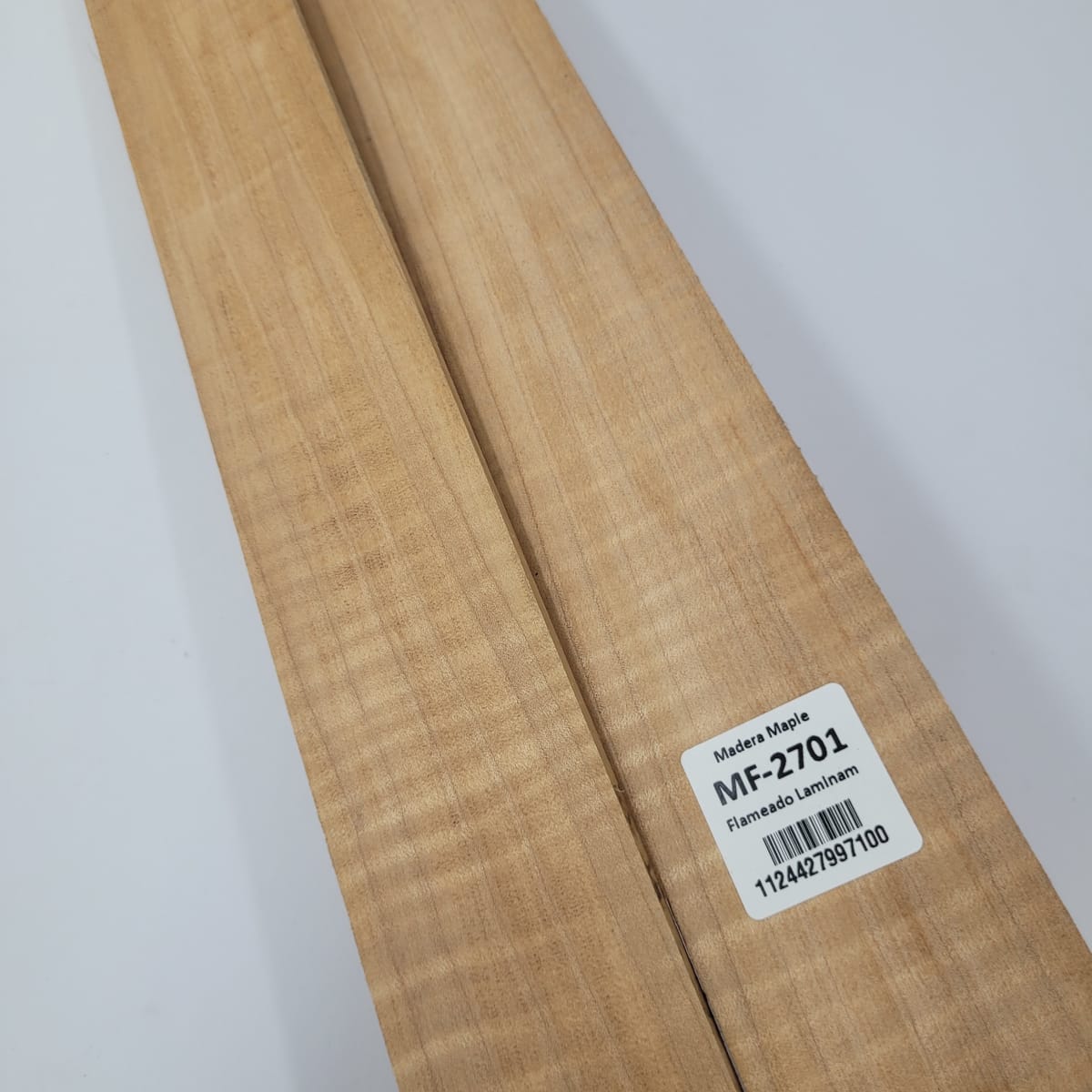 Set de 2 Laminas de Maple Flameado MF-2701 para pala de Guitarra o Artesania5