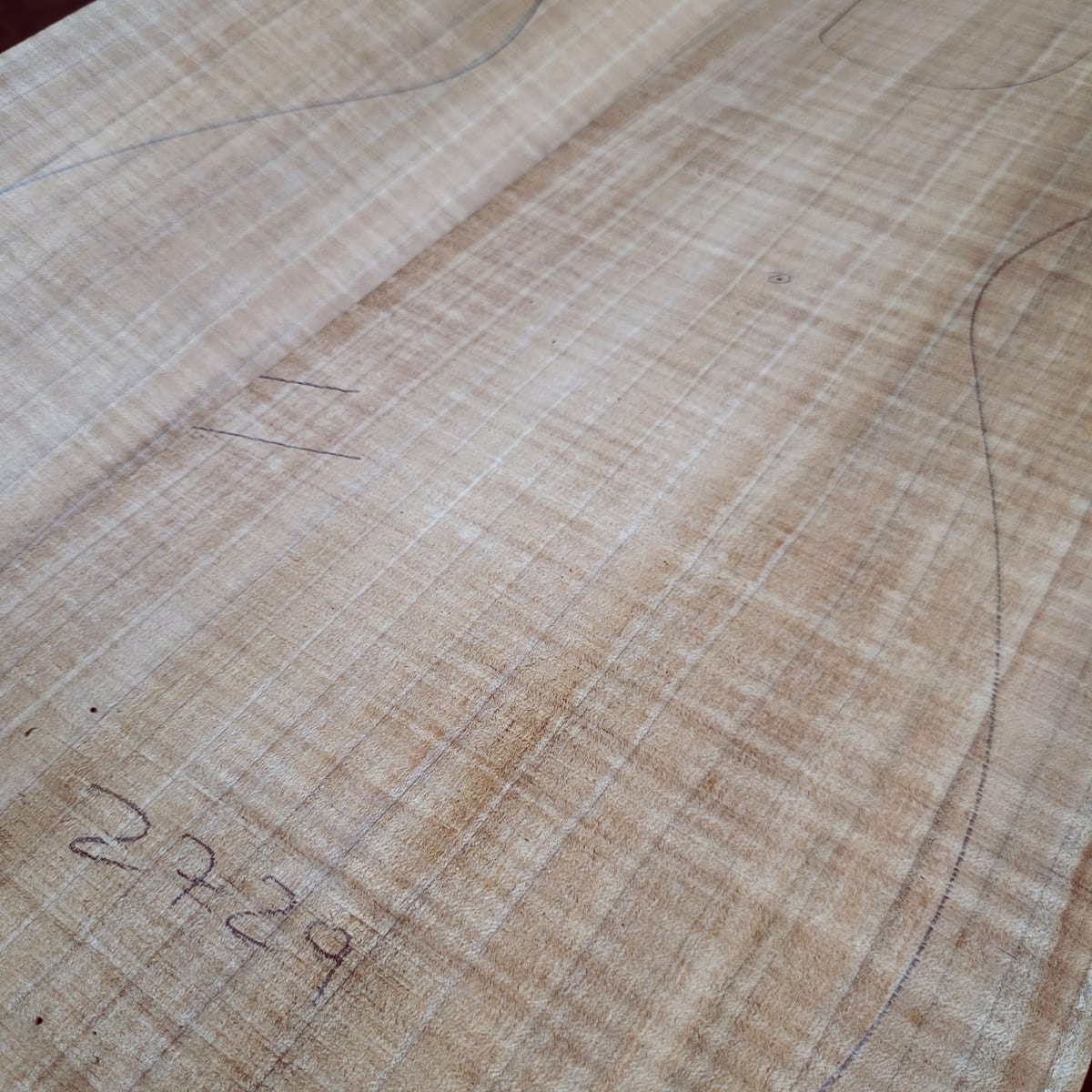 Top Unico REF: 2729 de Maple Roasted Quilt Torrefied Flameado AAA8