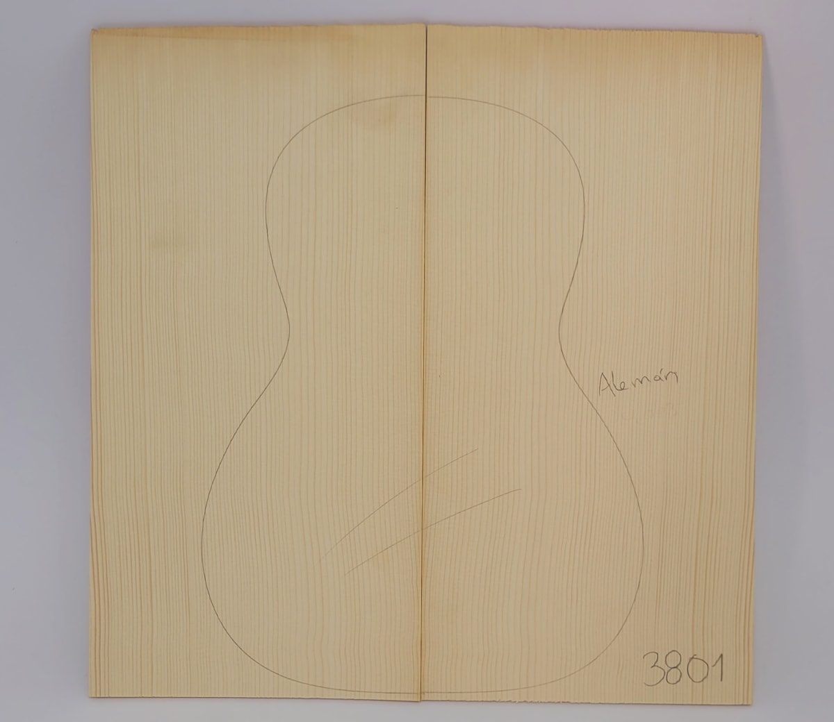 Tapa Armonica Unica REF: 3801 de Abeto Aleman AA 0