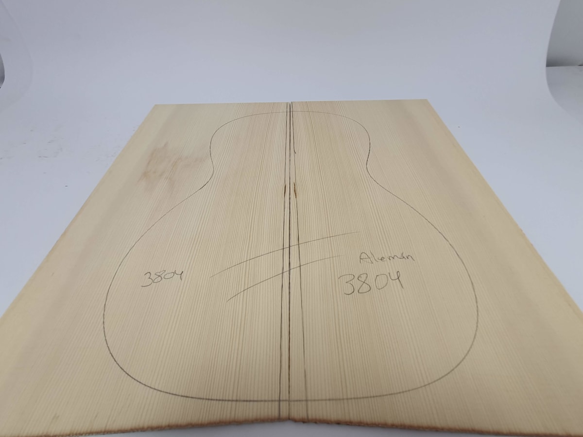 Tapa Armonica Unica REF: 3804 de Abeto Aleman Especial AAA2