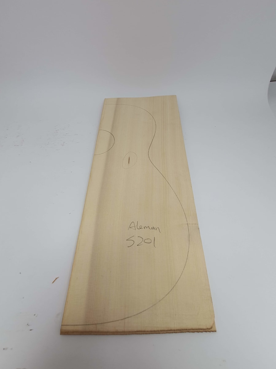 Tapa Armonica Unica REF: 5201 de Abeto Aleman Especial AAA2