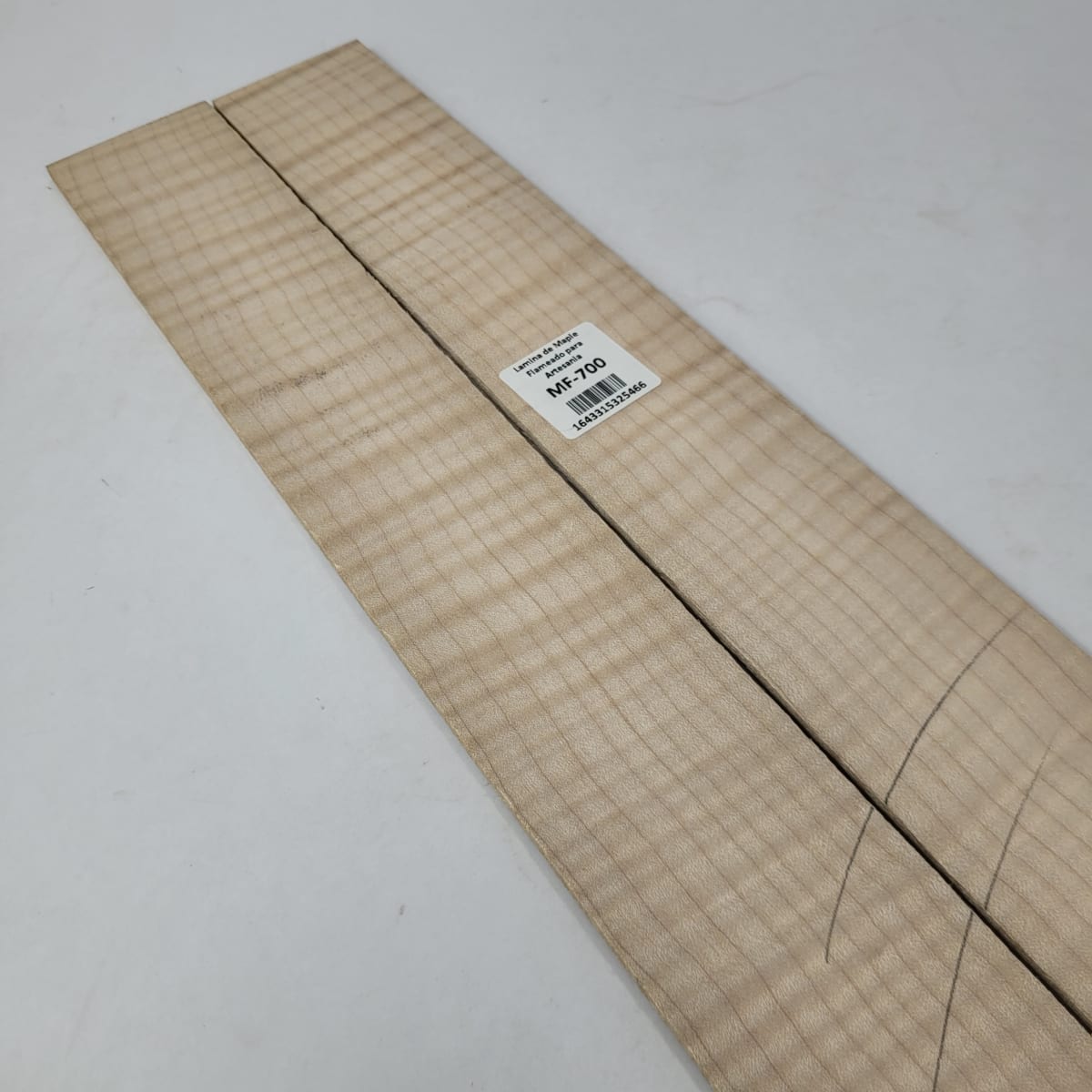 Set de 2 Laminas de Maple Flameado MF-700 para pala de Guitarra o Artesania6