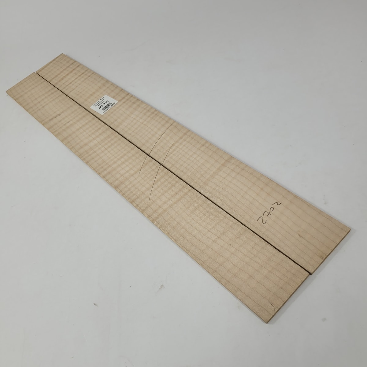 Set de 2 Laminas de Maple Flameado MF-700 para pala de Guitarra o Artesania 0