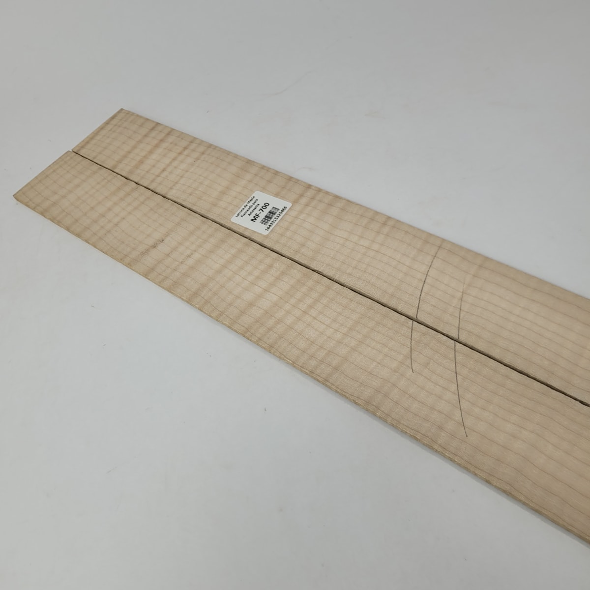 Set de 2 Laminas de Maple Flameado MF-700 para pala de Guitarra o Artesania4