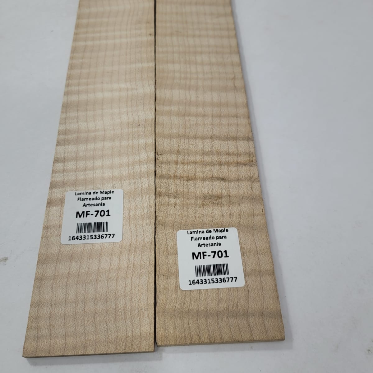 Set de 2 Laminas tipo Espejo MP-701 de Maple Flameado para Artesania6