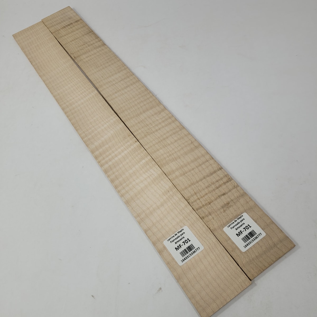 Set de 2 Laminas tipo Espejo MP-701 de Maple Flameado para Artesania3