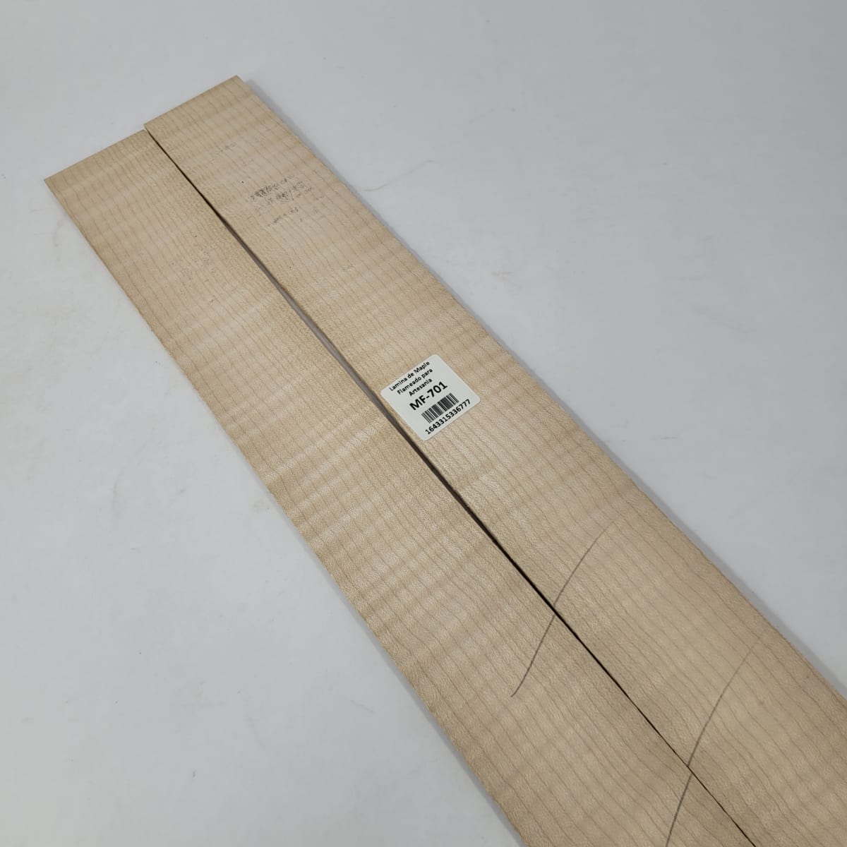 Set de 2 Laminas de Maple Flameado MF-701 para pala de Guitarra o Artesania5