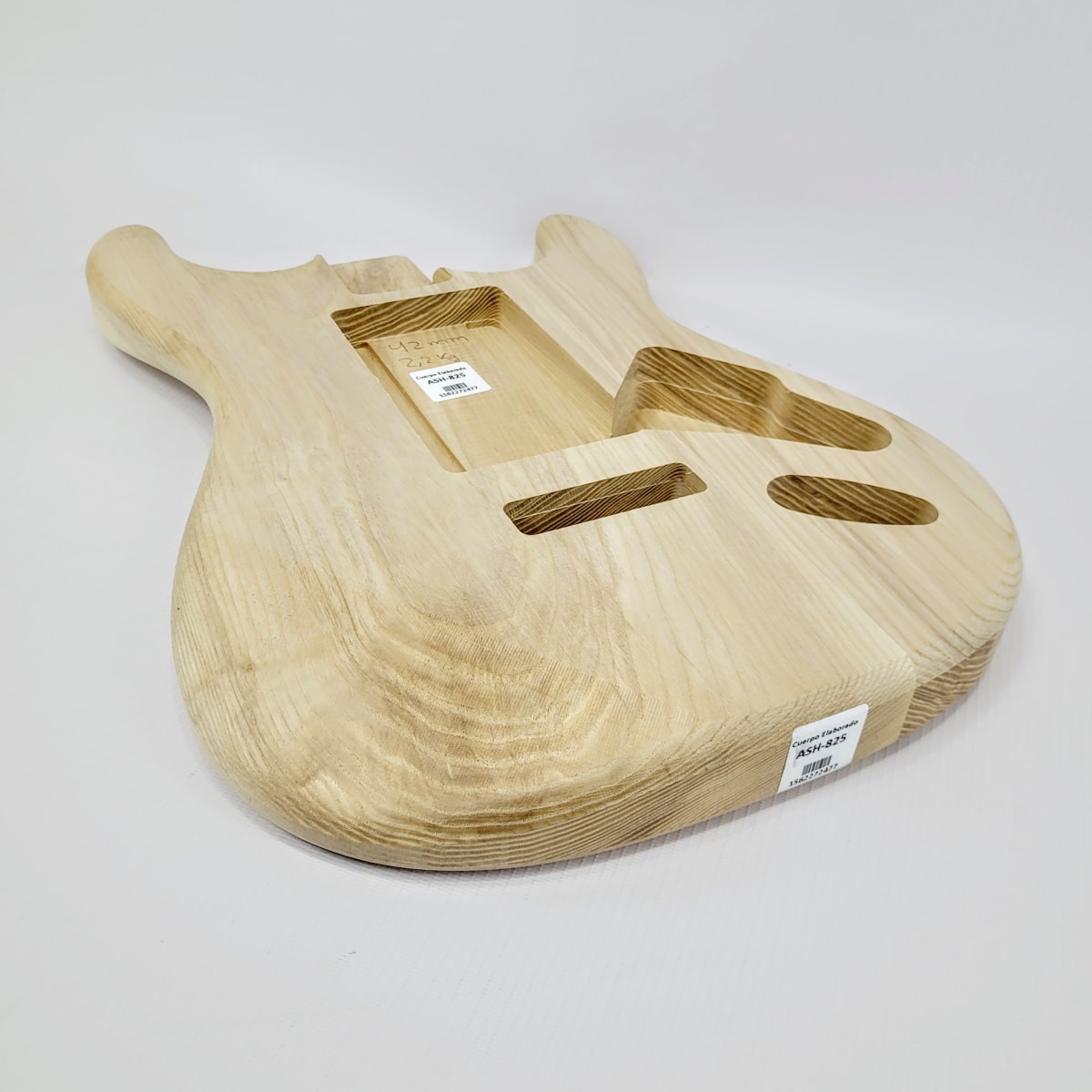 Cuerpo Prefabricado Tipo Strato ST-LB ASH-825 Peso Ligero de 2.2 kg3