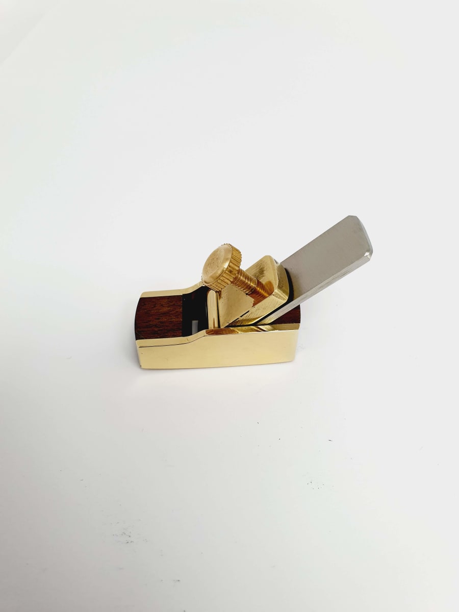 Mini Cepillo de Bronce-Ebano de 36 mm con Base Curva3