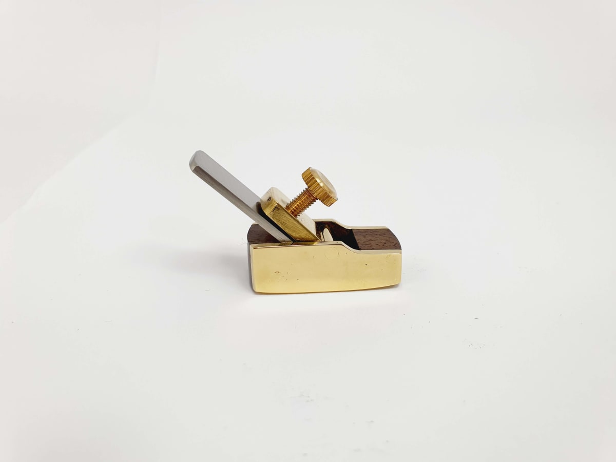 Mini Cepillo de Bronce-Ebano de 36 mm con Base Curva4
