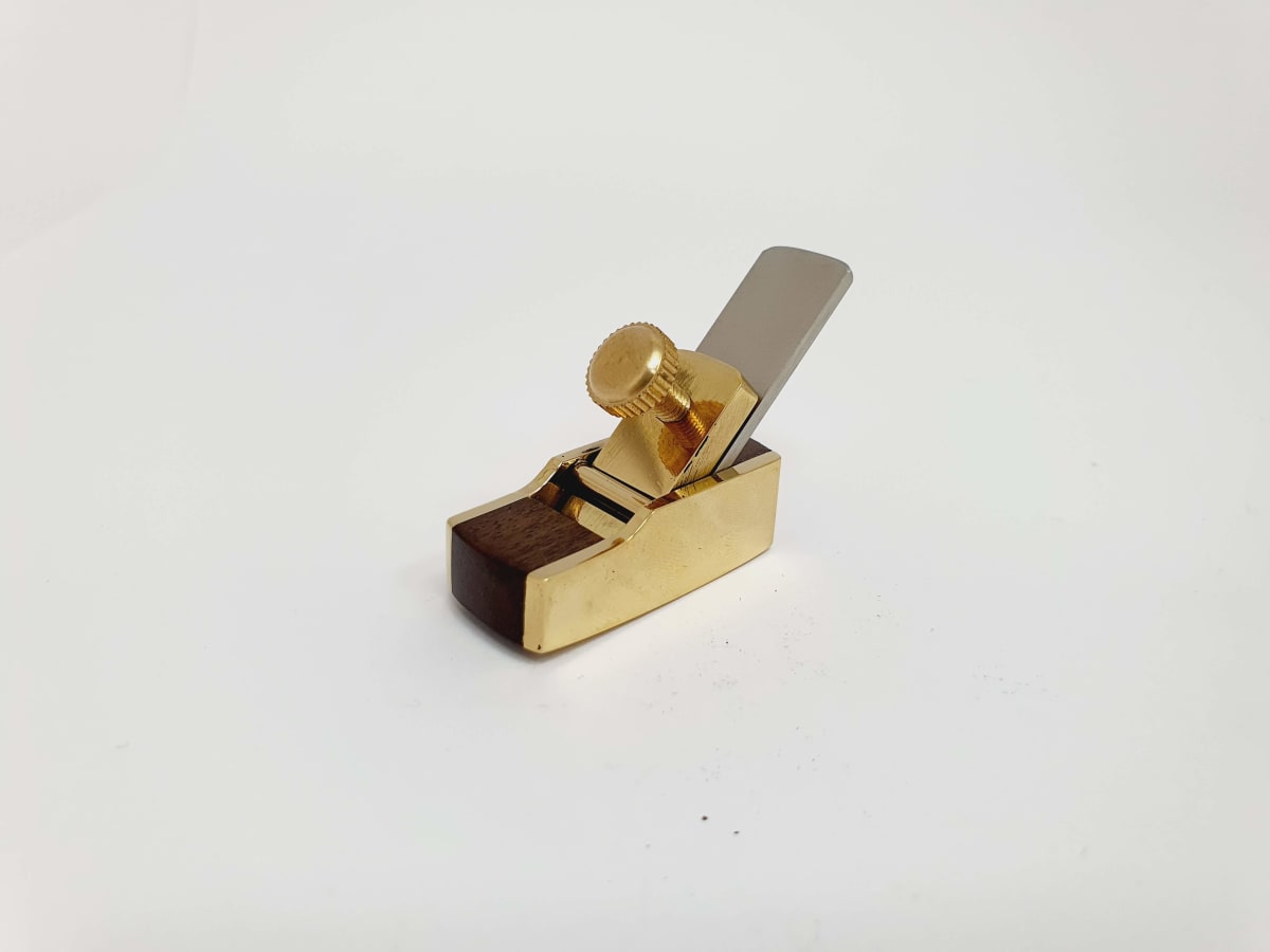 Mini Cepillo de Bronce-Ebano de 36 mm con Base Curva 0