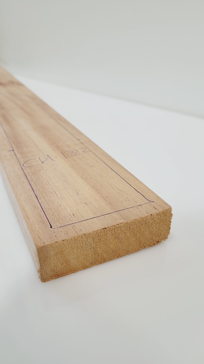 Pieza Unica REF: CH-1722 de Cedro Honduras Standard para Mastil de Guitarra5