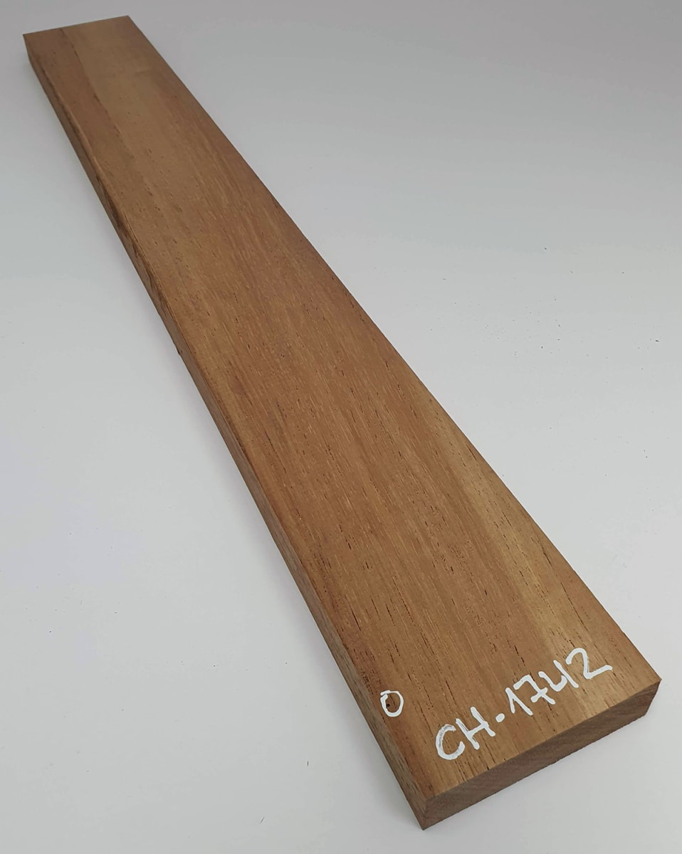 Pieza Unica REF: CH-1742 de Cedro Honduras Standard para Mastil de Guitarra2