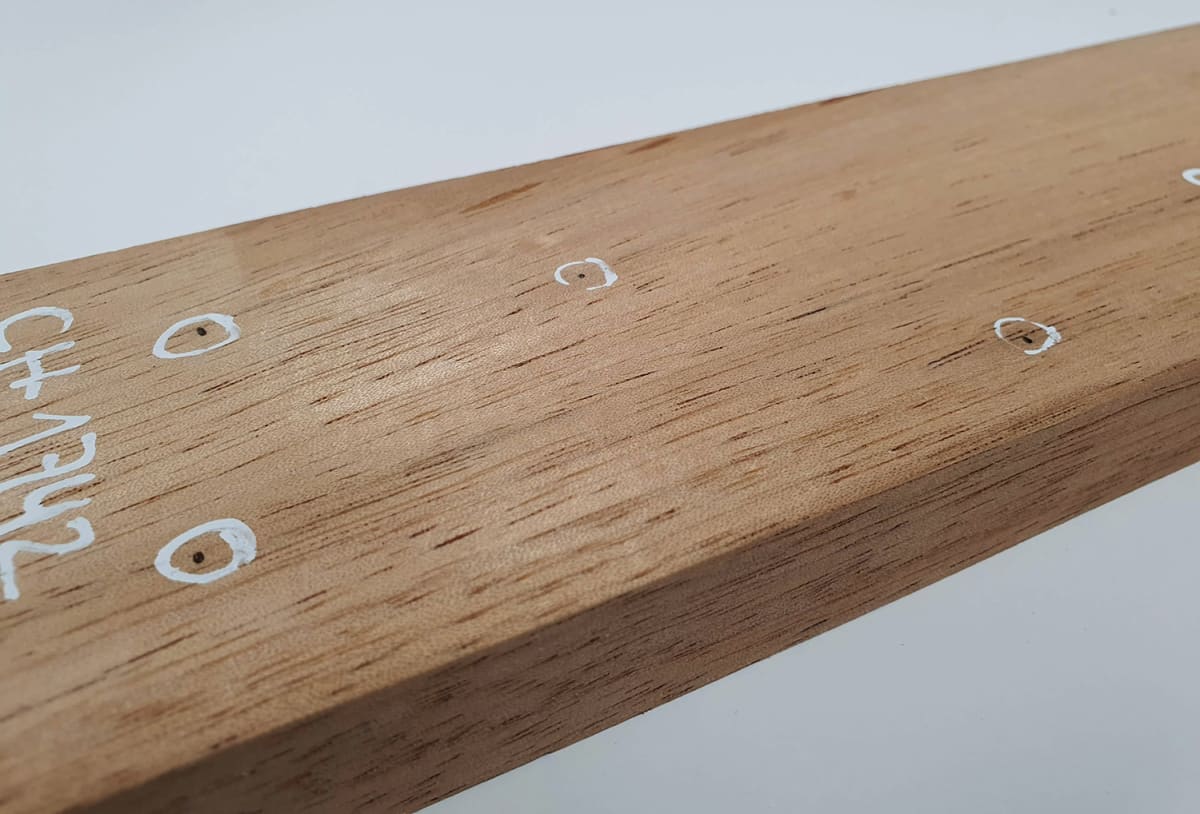 Pieza Unica REF: CH-1742 de Cedro Honduras Standard para Mastil de Guitarra5