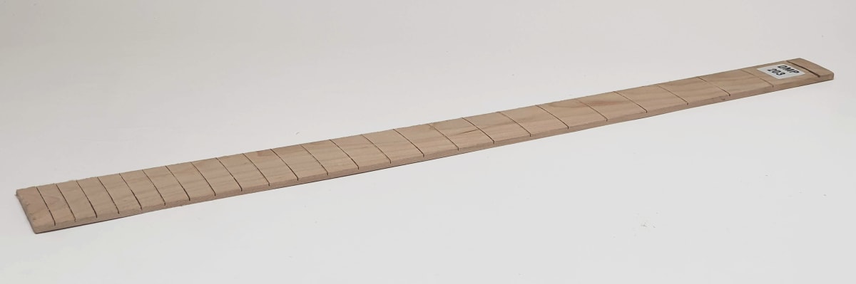 Diapason Ranurado REF: DMP-203 de Maple Economico para Bajo1