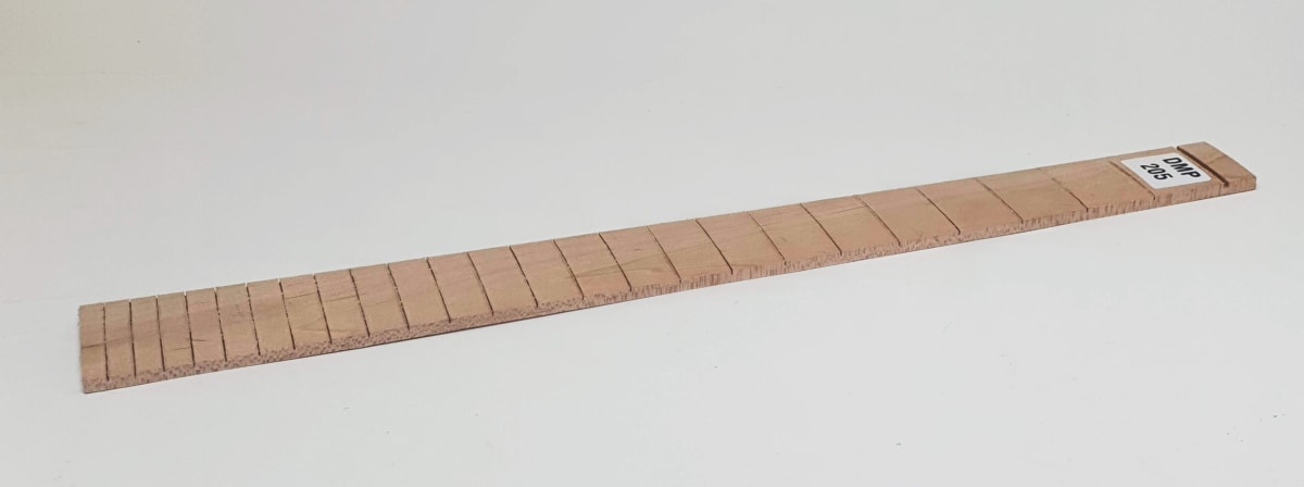 Diapason Ranurado REF: DMP-205 de Maple Economico para Guitarra1
