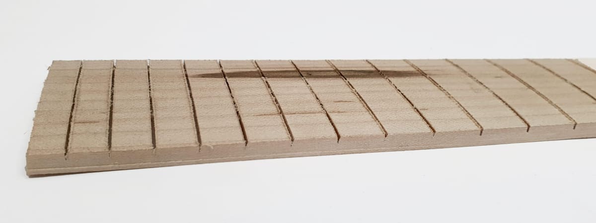Diapason Ranurado REF: DMP-212 de Maple Economico para Guitarra2