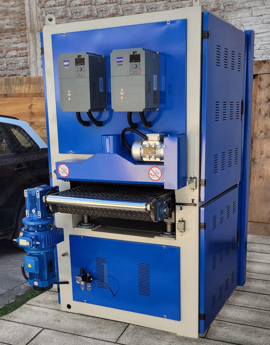 Maquina Lijadora Calibradora Industrial 630mm Ancho 220V 20.7Kw potencia, 36amp3