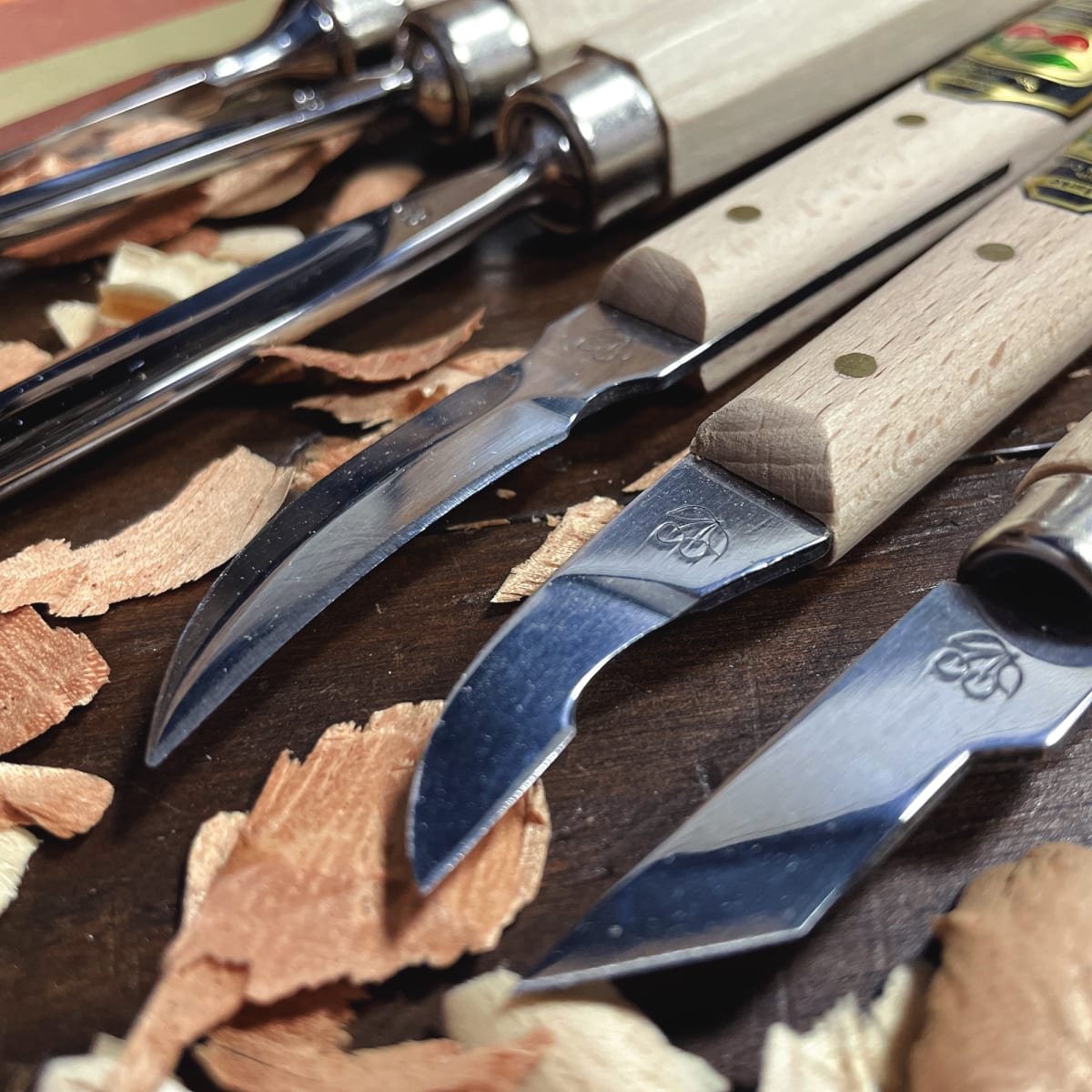 Set 3427 SB de 3 Mini Gubias 3 Cuchillos y 1 Piedra Two Cherries para Xilografia y Tallado7