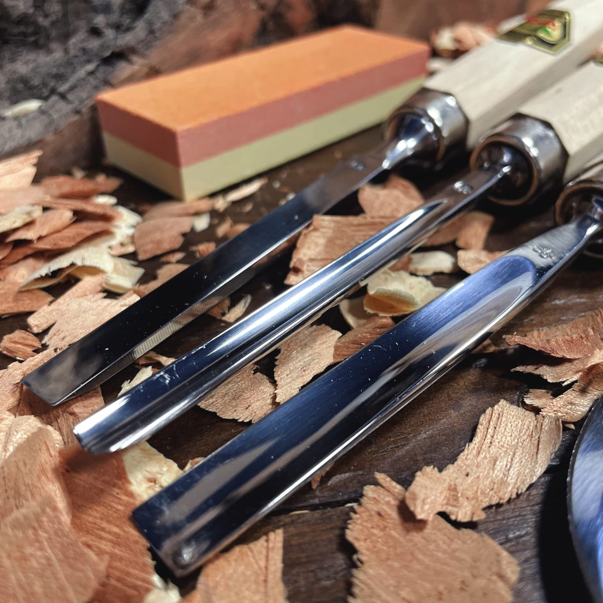 Set 3427 SB de 3 Mini Gubias 3 Cuchillos y 1 Piedra Two Cherries para Xilografia y Tallado8