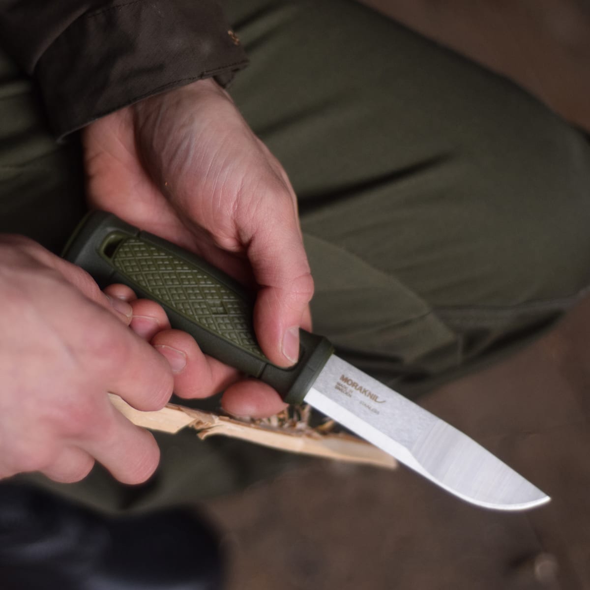 Cuchillo Morakniv Kansbol 12645 (S) Acero Inoxidable con Soporte Múltiple Green5