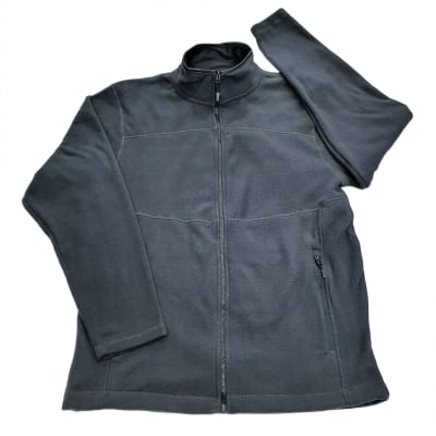 POLAR DELGADO CON CIERRE GRIS1