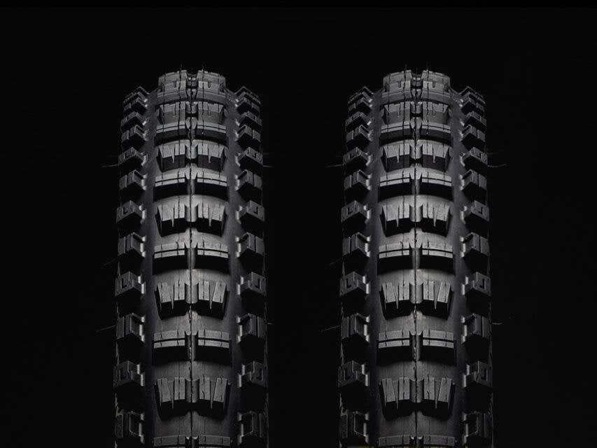 Neumático Versus Tires Trail Enduro Negro 29x2.41