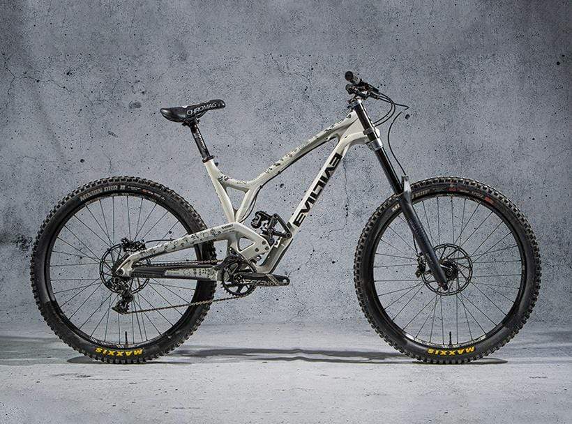 Protector Cuadro Pro Full Andes Pacifico 2020 Black1