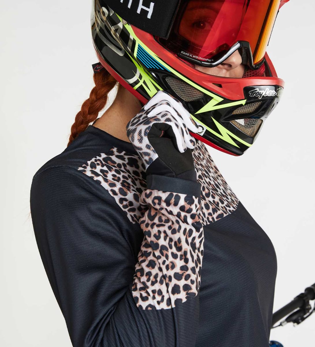 GUANTE MUJER LEOPARD2