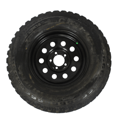 NEUMATICO ST 235/75 R15 CON LLANTA NEGRA 5 PERNOS