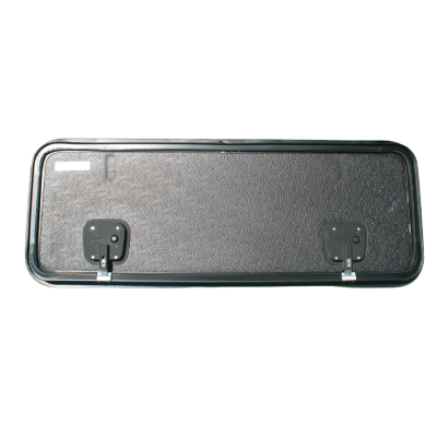PUERTA DE BODEGA, 44X16 PULGADAS, BLANCA, BORDE NEGRO, CHAPA NEGRA SIN CILINDRO