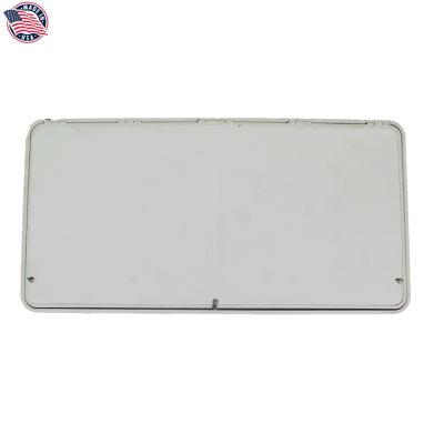 PUERTA DE BODEGA, 77X38,75 PULGADAS, BLANCA, BORDE BLANCO, CHAPA CROMADA