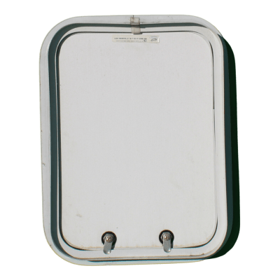 PUERTA DE BODEGA, 20X15 PULGADAS, BLANCA, BORDE BLANCO, CHAPA CROMADA,  CHALLENGER DOOR