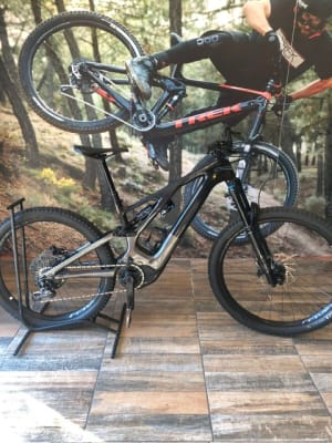 BICICLETA SPECIALIZED TURBO LEVO EXPERT