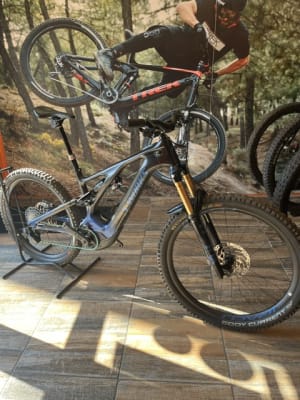 BICICLETA SPECIALIZE LEVO SWORKS