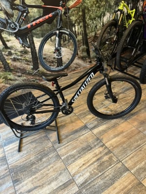 BICICLETA SPECIALIZED ROCKHOPPER