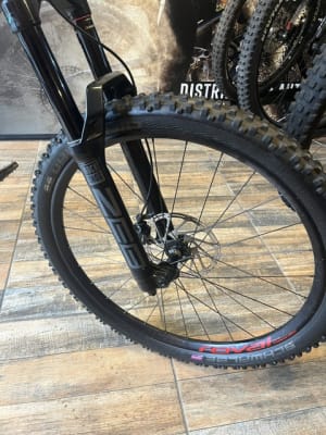 BICICLETA NUKEPROOF