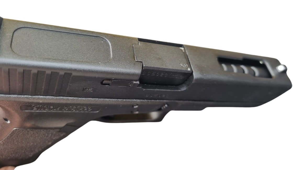 Réplica Glock 18C cal. 6mm - Producto con detalle estético y embalaje4