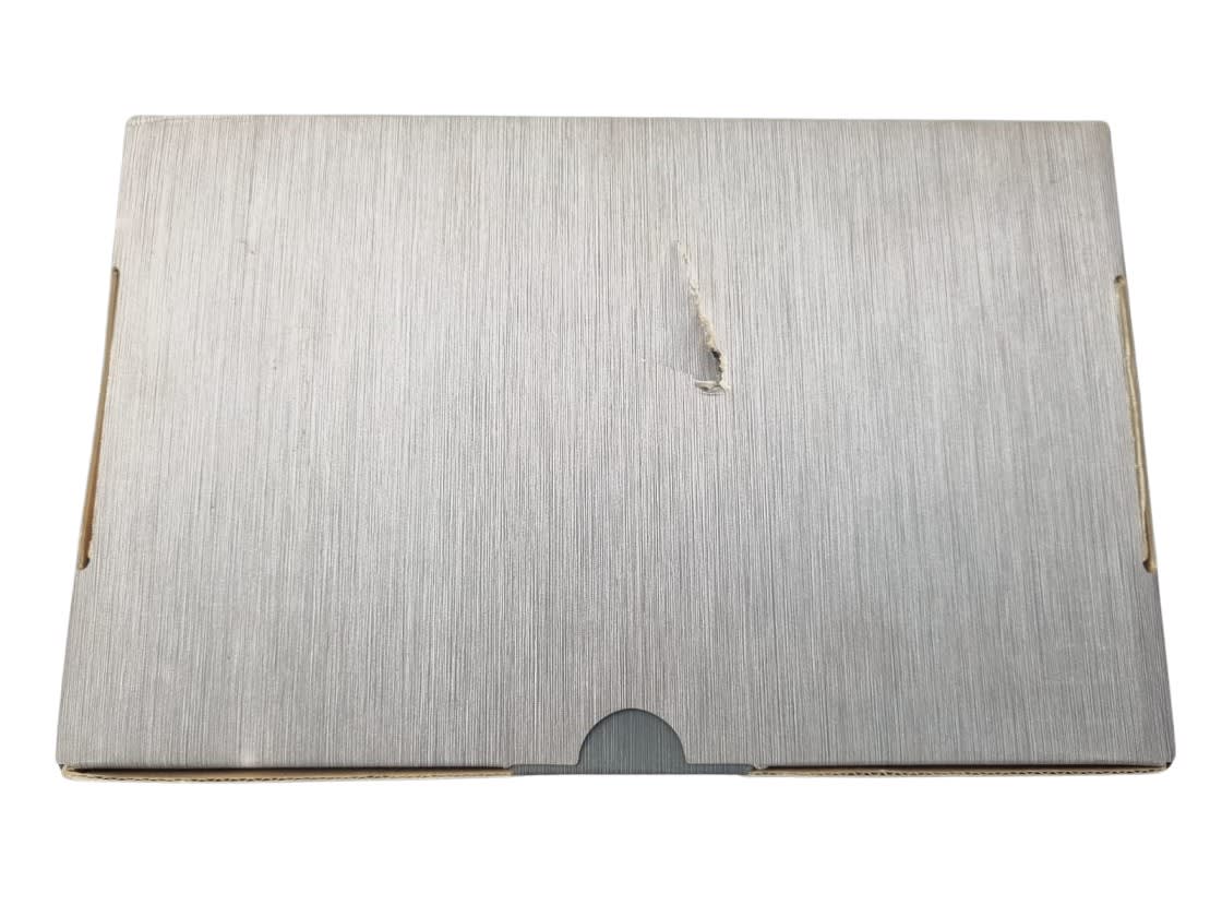 Home Defense HDR50 Gen 1 - Producto con detalle estético y embalaje5