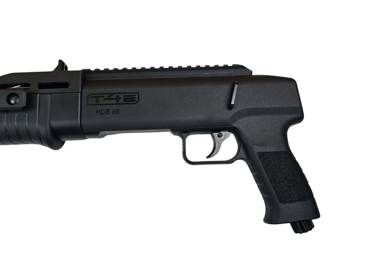 Escopeta Táctica Umarex T4E TB68 Cal. .68 – CO2 12g – 16J – 16 Disparos (2.4711)12