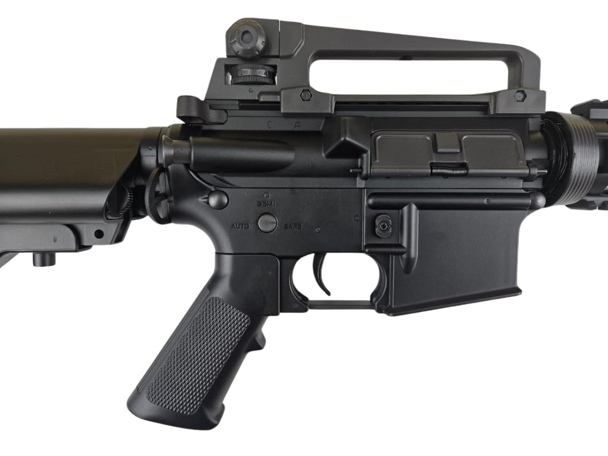 Réplica CYMA cal 6mm M4 RIS Carabina AEG4