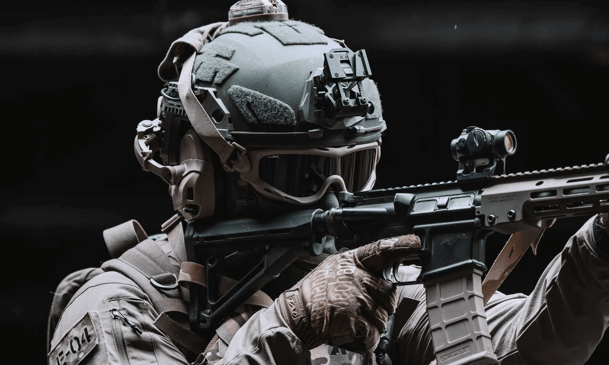 Wiley X Chile Antiparra Spear color TAN 2 micas balísticos3