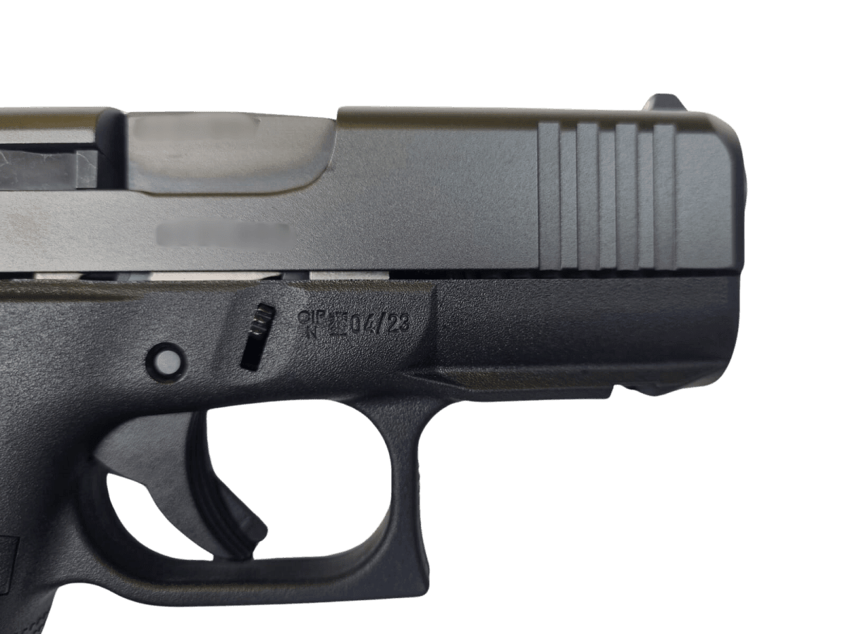 Pistola cal 9x19mm Glock 43X negra, con riel FS4