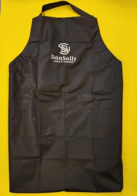 Delantal Negro Dansally1